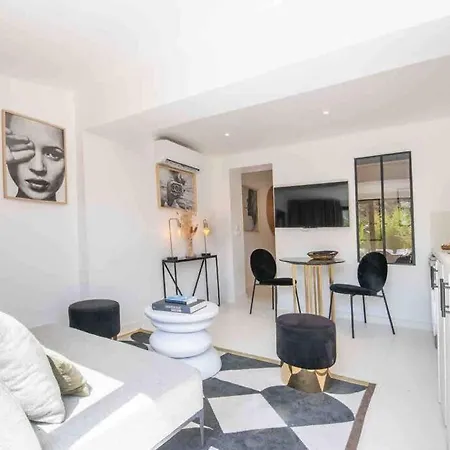 Golfe St Tropez 3 Pieces A 2 Min De Plage * Sainte-Maxime